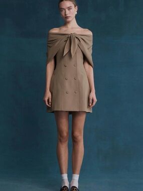 NWT Lovaan Carmen Tailored Off-Shoulder Tie-Front Mini Dress Taupe size 8 $450